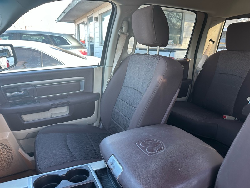 RAM 1500 2WD Crew Cab 149" Big Horn 2015