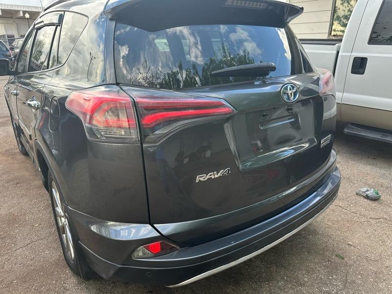 Toyota RAV4 Hybrid Limited 2016