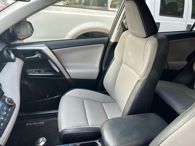 Toyota RAV4 Hybrid Limited 2016