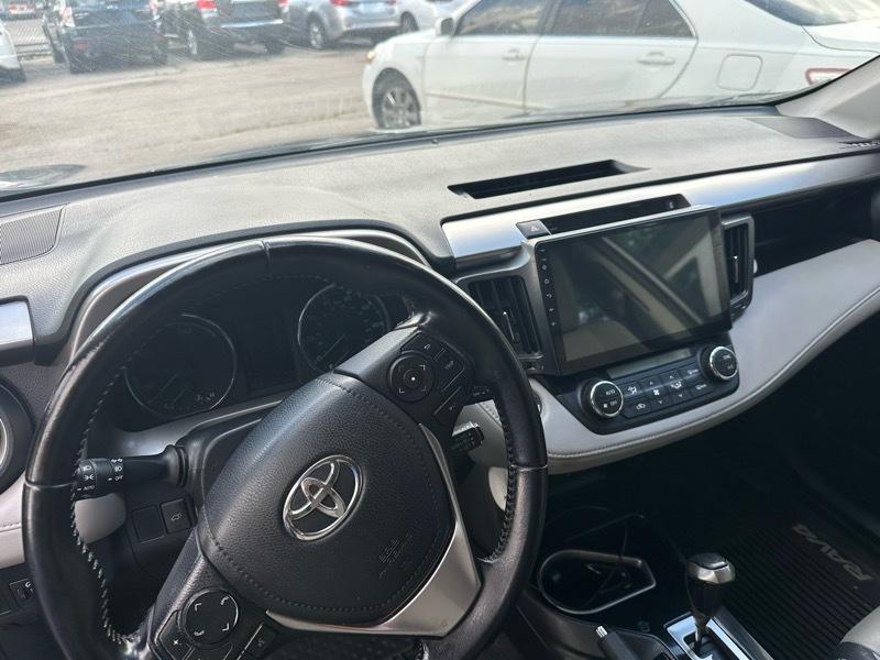 Toyota RAV4 Hybrid Limited 2016