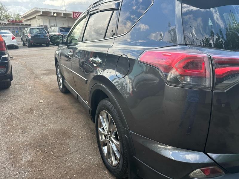 Toyota RAV4 Hybrid Limited 2016