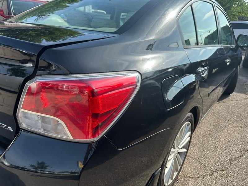 Subaru Impreza Limited 4-Door+S/R 2012