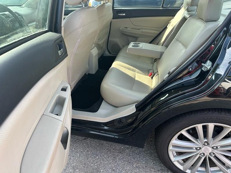 Subaru Impreza Limited 4-Door+S/R 2012