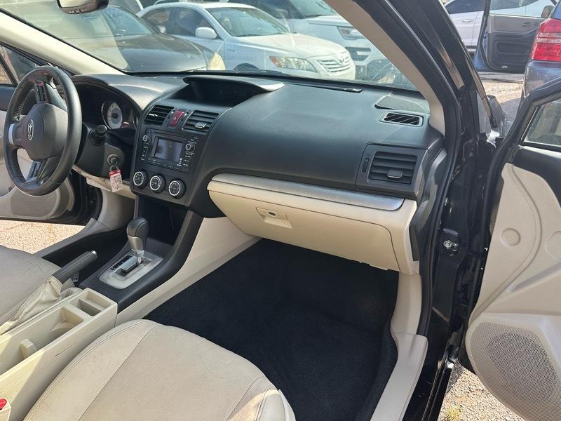 Subaru Impreza Limited 4-Door+S/R 2012