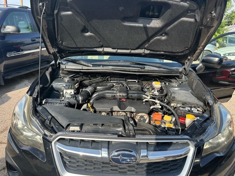 Subaru Impreza Limited 4-Door+S/R 2012
