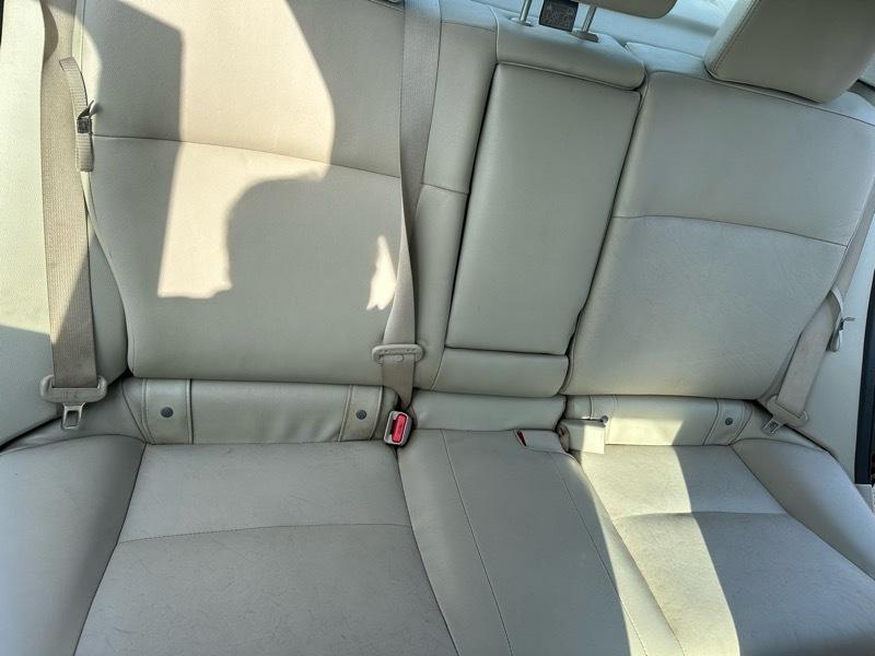 Subaru Impreza Limited 4-Door+S/R 2012
