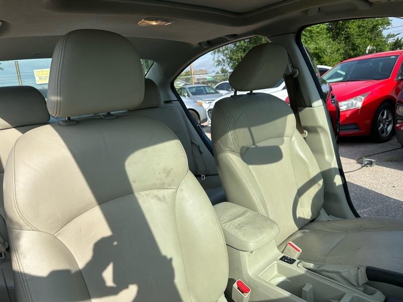 Subaru Impreza Limited 4-Door+S/R 2012