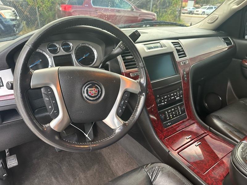 Cadillac Escalade EXT Luxury 2011