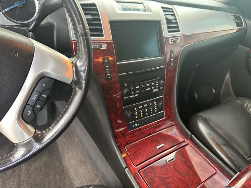 Cadillac Escalade EXT Luxury 2011