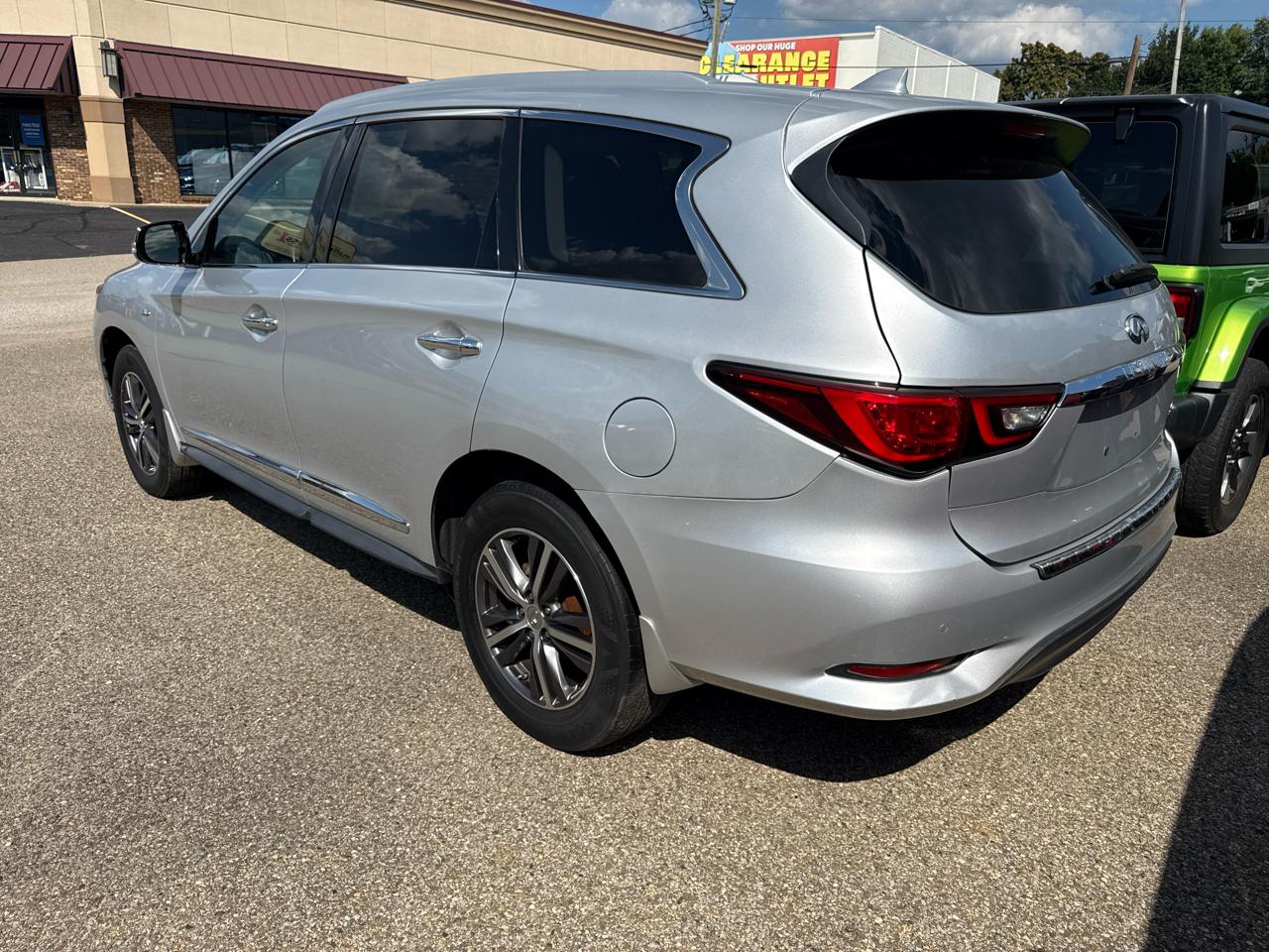 Infiniti QX60 LUXE AWD 2019