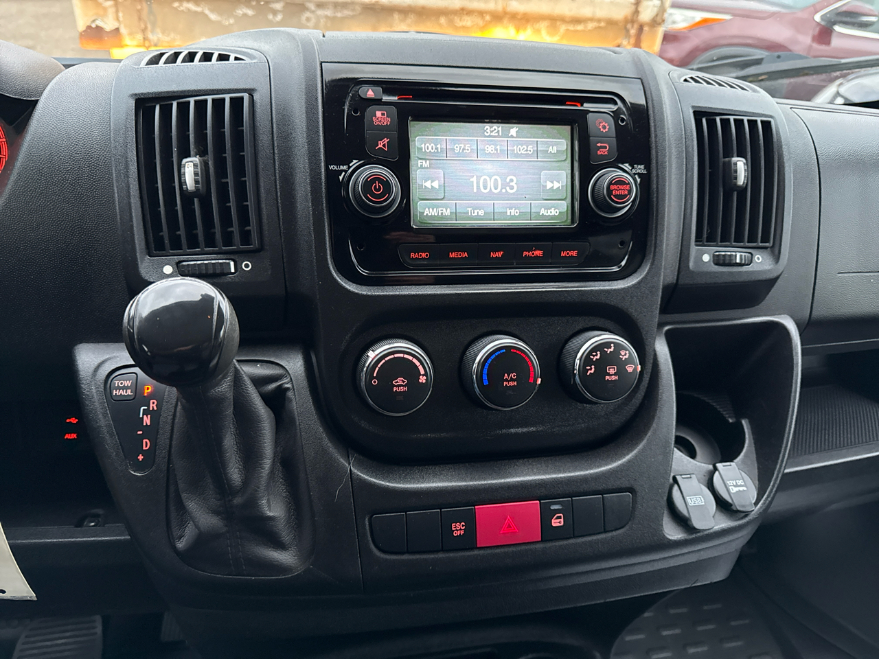 RAM ProMaster Cargo Van 1500 Low Roof 136" WB 2017