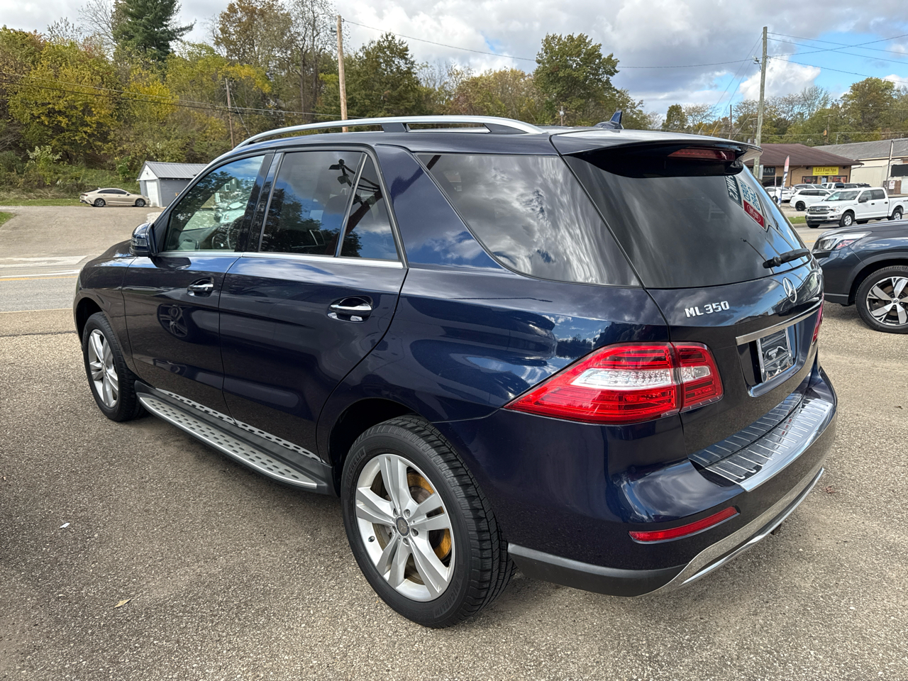 Mercedes-Benz M-Class 4MATIC 4dr ML 350 2015 Mercedes-Benz M-Class 4MATIC 4dr ML 350 2015