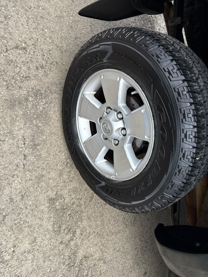 Toyota Tacoma 4WD Double Cab V6 MT (Natl) 2013 Toyota Tacoma 4WD Double Cab V6 MT (Natl) 2013