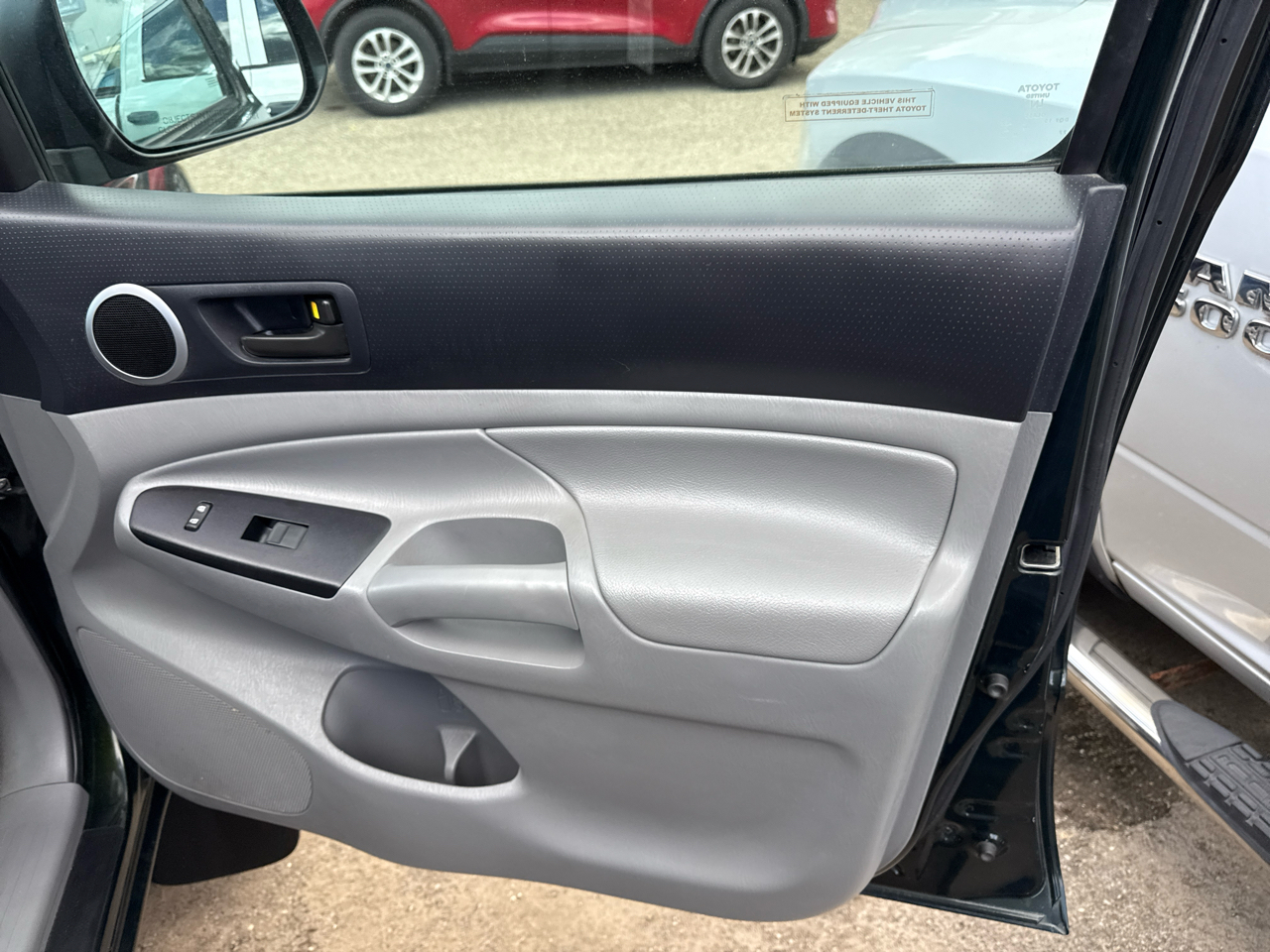 Toyota Tacoma 4WD Double Cab V6 MT (Natl) 2013 Toyota Tacoma 4WD Double Cab V6 MT (Natl) 2013