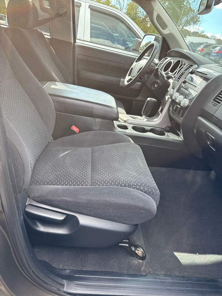 Toyota Tundra 4WD Truck CrewMax 5.7L FFV V8 6-Spd AT (Natl) 2012 Toyota Tundra 4WD Truck CrewMax 5.7L FFV V8 6-Spd AT (Natl) 2012