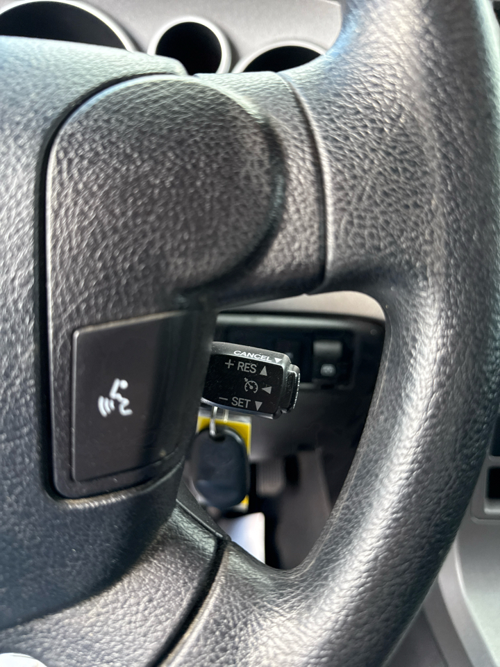 Toyota Tundra 4WD Truck CrewMax 5.7L FFV V8 6-Spd AT (Natl) 2012 Toyota Tundra 4WD Truck CrewMax 5.7L FFV V8 6-Spd AT (Natl) 2012