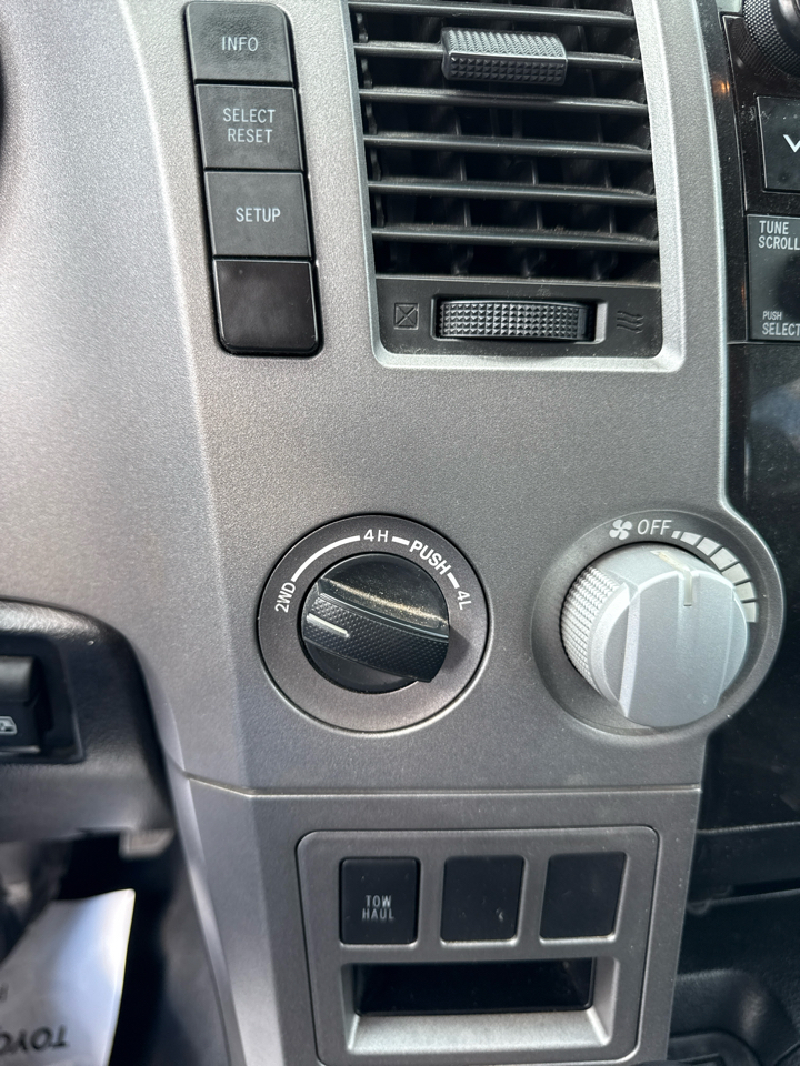 Toyota Tundra 4WD Truck CrewMax 5.7L FFV V8 6-Spd AT (Natl) 2012 Toyota Tundra 4WD Truck CrewMax 5.7L FFV V8 6-Spd AT (Natl) 2012