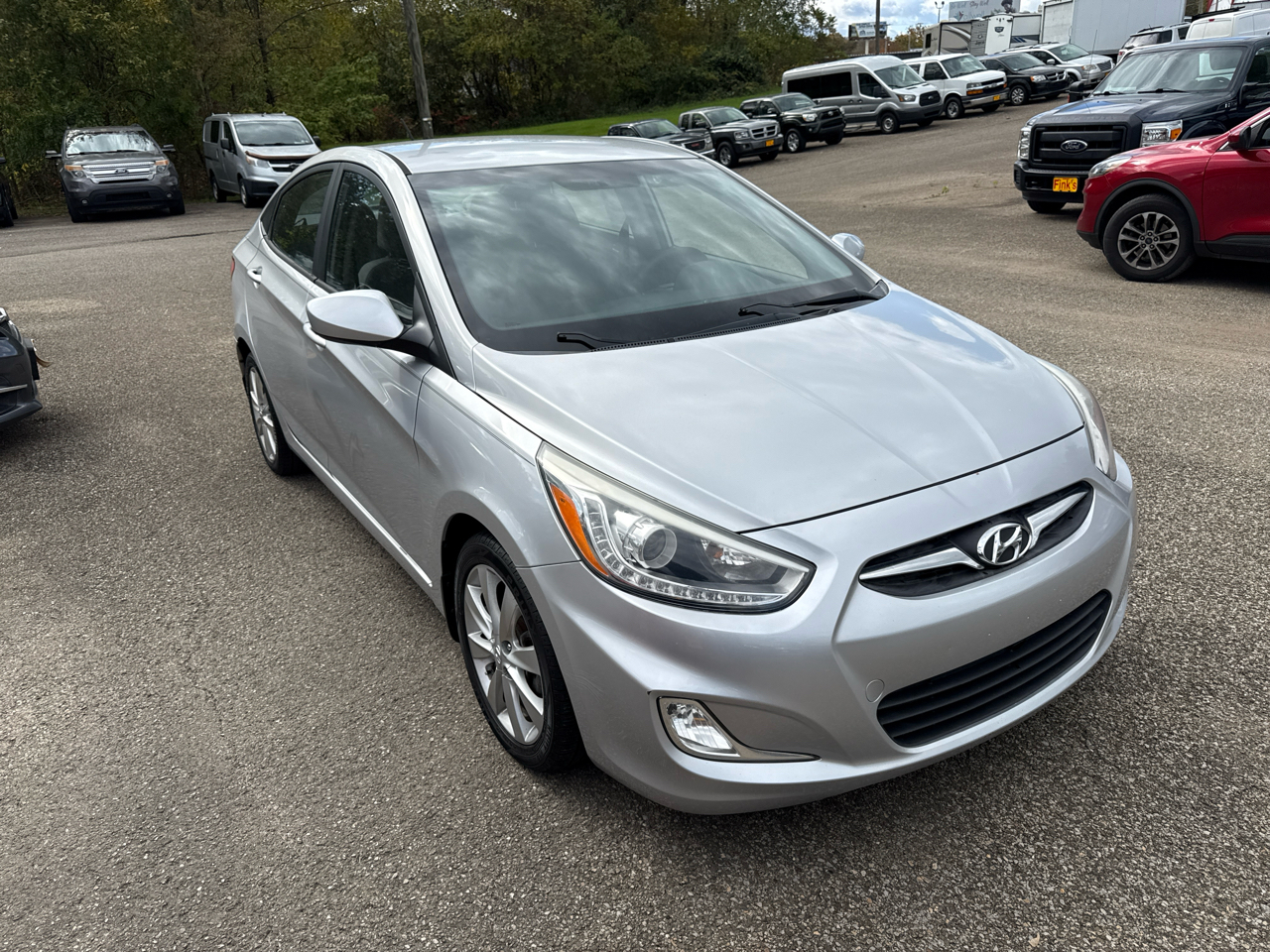 Hyundai Accent 4dr Sdn Auto GLS 2014 Hyundai Accent 4dr Sdn Auto GLS 2014