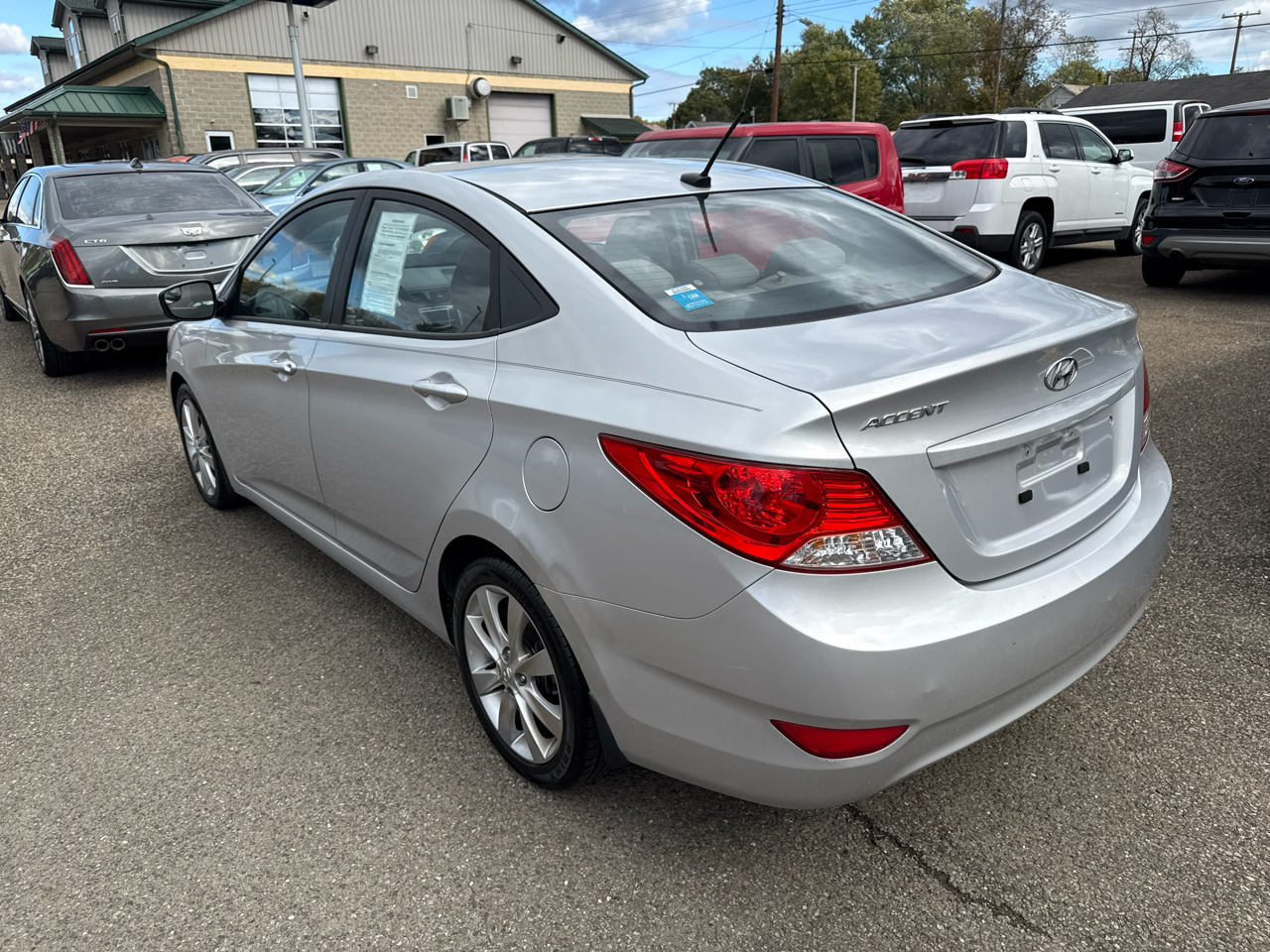 Hyundai Accent 4dr Sdn Auto GLS 2014 Hyundai Accent 4dr Sdn Auto GLS 2014