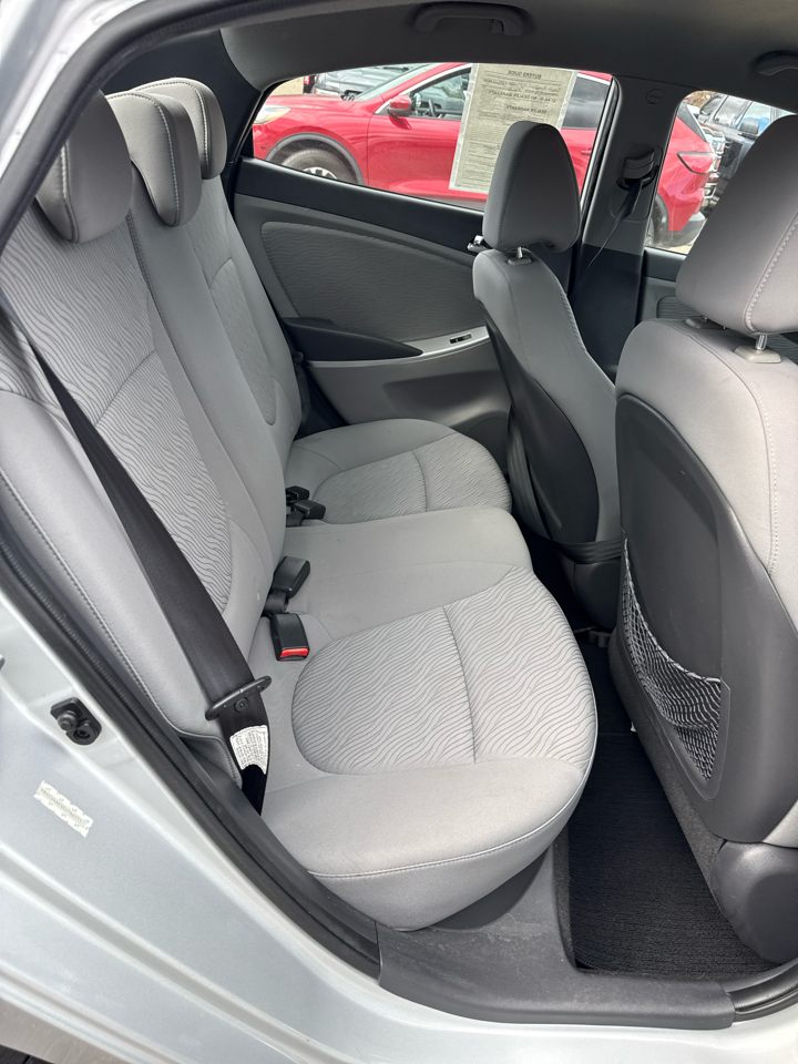Hyundai Accent 4dr Sdn Auto GLS 2014 Hyundai Accent 4dr Sdn Auto GLS 2014