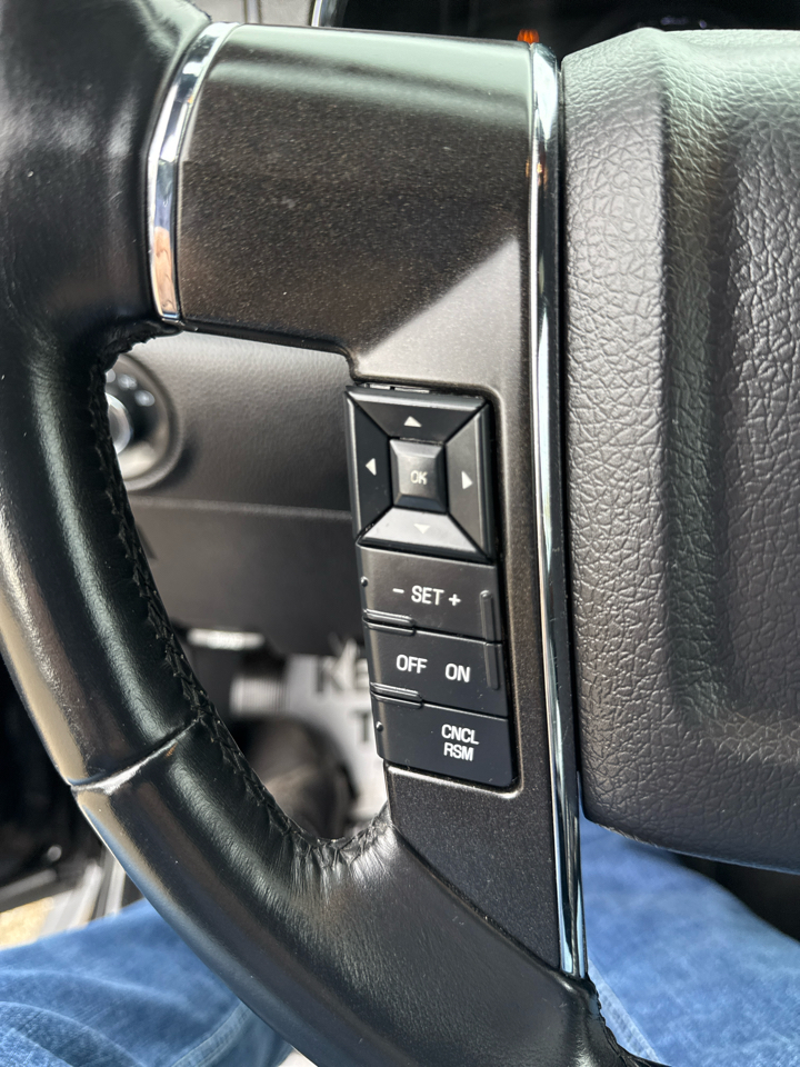 Lincoln Navigator L 4WD 4dr 2015 Lincoln Navigator L 4WD 4dr 2015