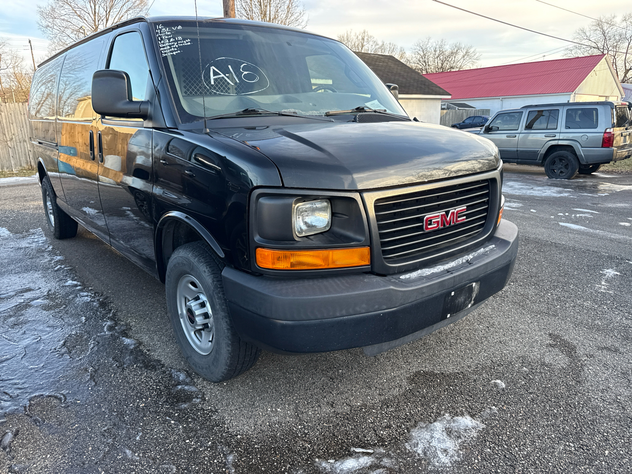 GMC Savana Cargo Van RWD 3500 155" 2016