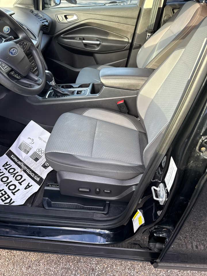 Ford Escape SE FWD 2017