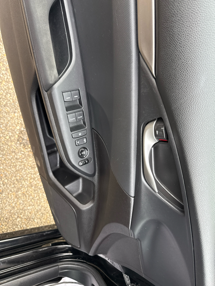 Honda Civic Hatchback LX CVT 2020