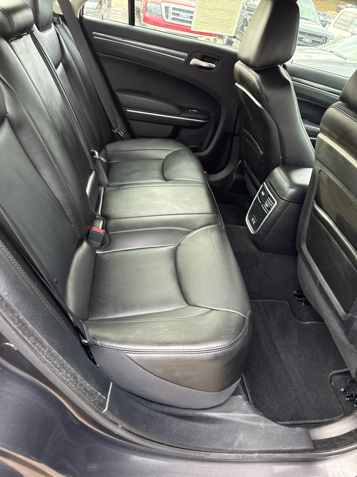 Chrysler 300 Touring L AWD 2021