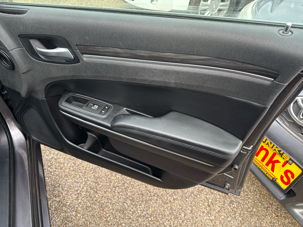 Chrysler 300 Touring L AWD 2021