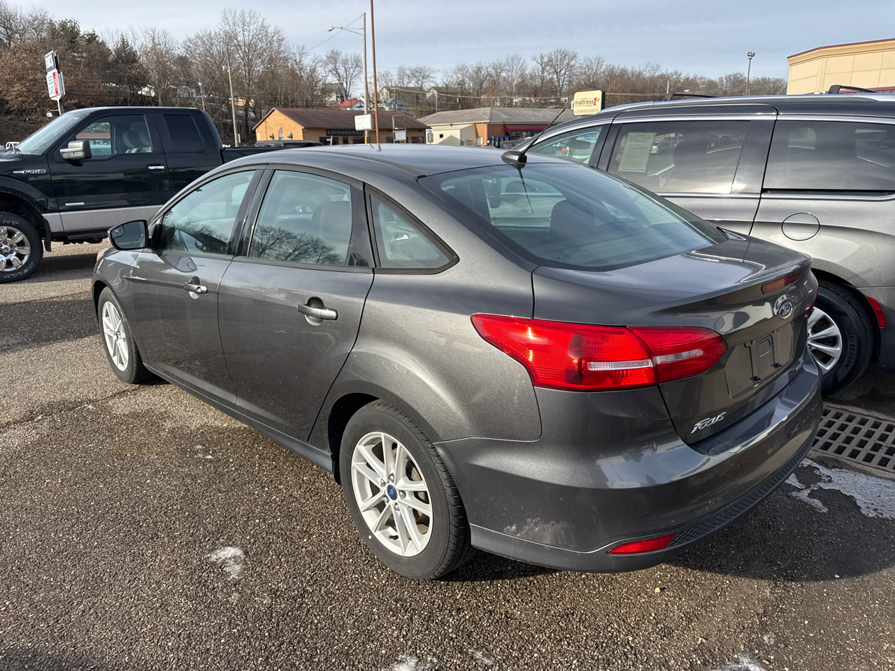 Ford Focus 4dr Sdn SE 2015