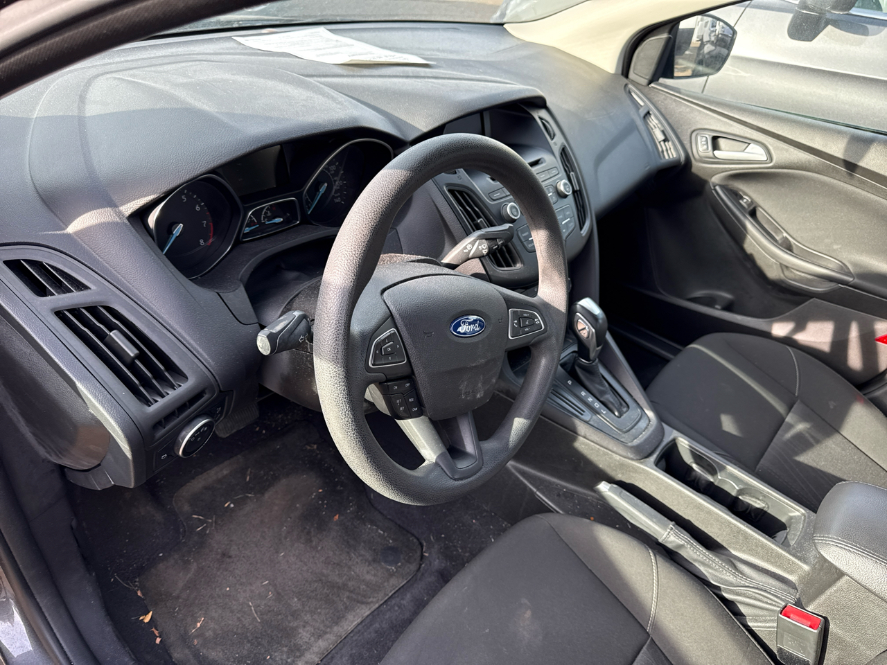 Ford Focus 4dr Sdn SE 2015