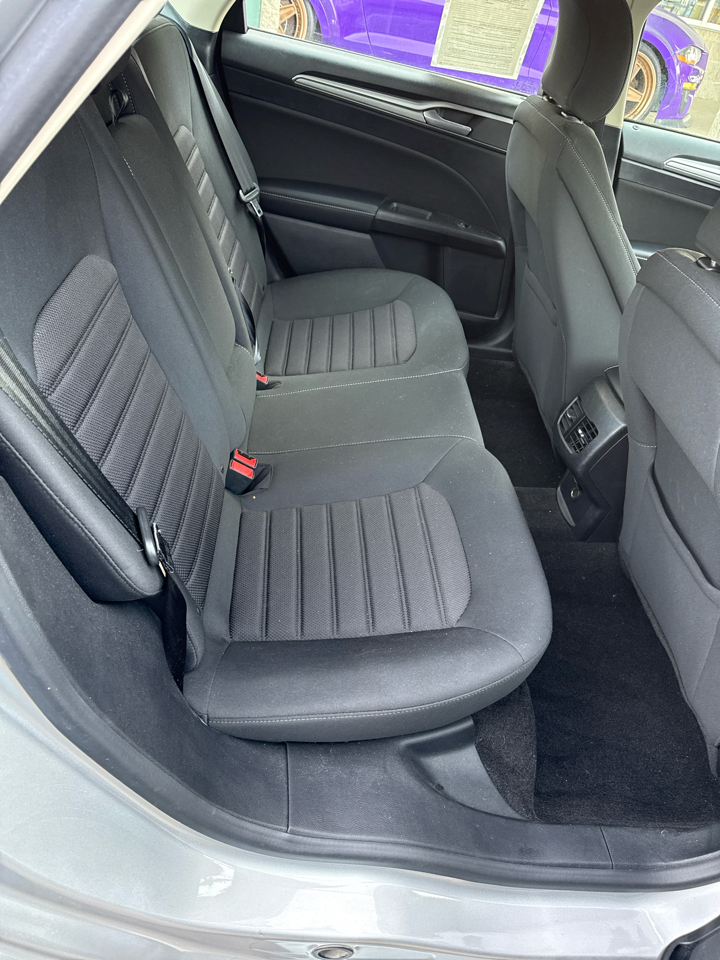 Ford Fusion SE FWD 2019