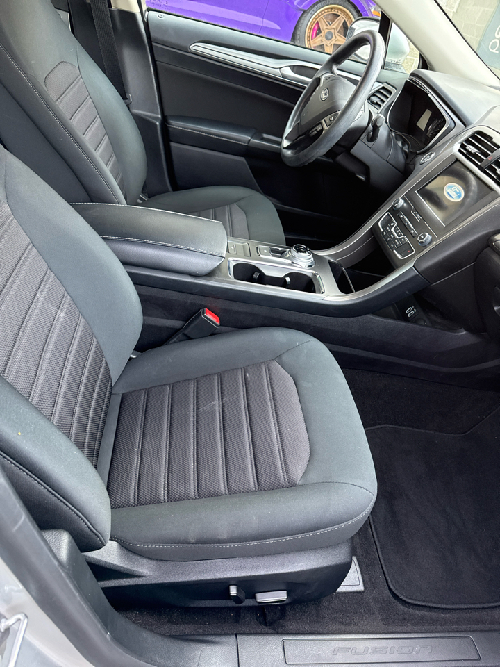 Ford Fusion SE FWD 2019