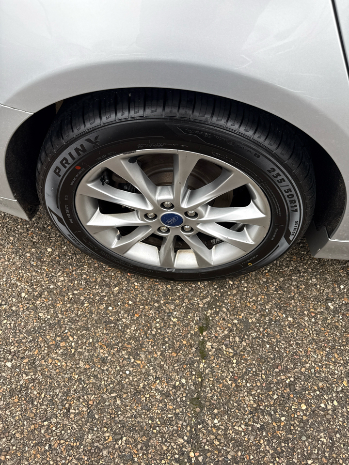 Ford Fusion SE FWD 2017