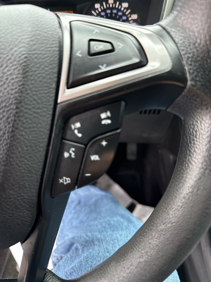 Ford Fusion SE FWD 2017