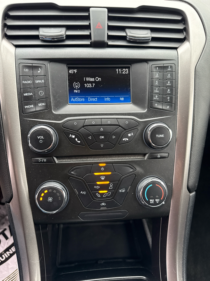 Ford Fusion SE FWD 2017