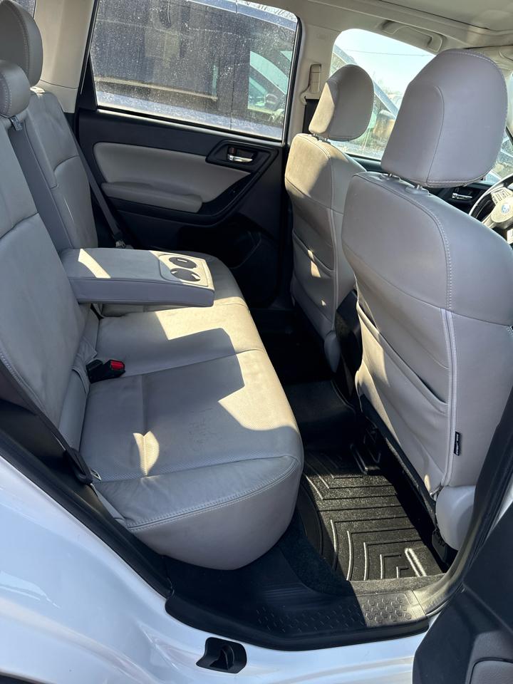 Subaru Forester 4dr Auto 2.5i Limited PZEV 2014