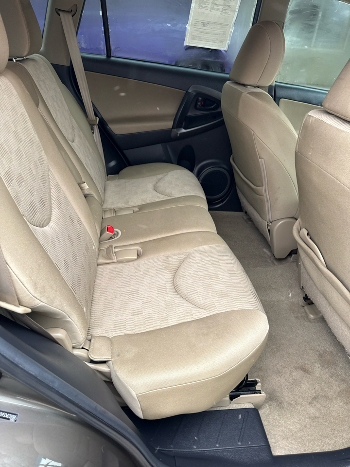 Toyota RAV4 4WD 4dr I4 (Natl) 2012