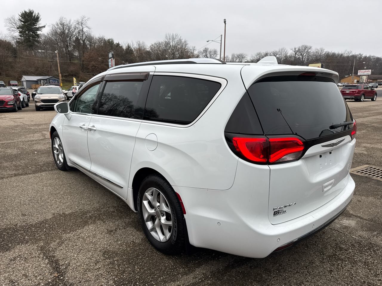 Chrysler Pacifica Touring-L Plus FWD 2017