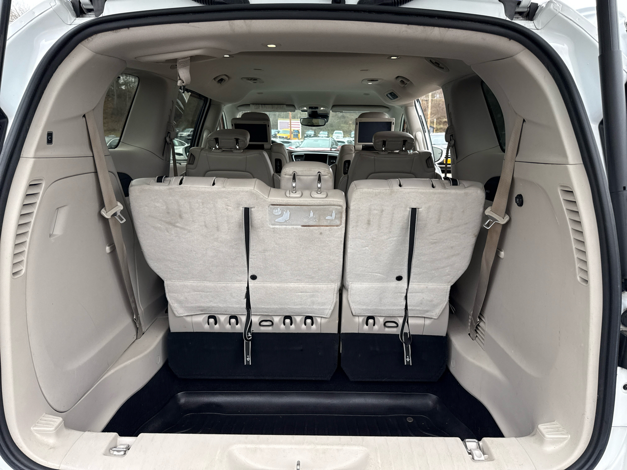 Chrysler Pacifica Touring-L Plus FWD 2017