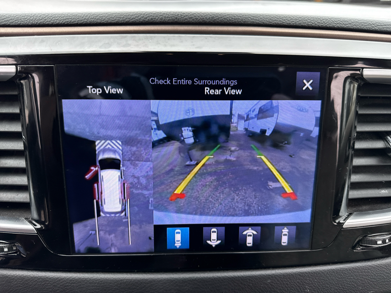 Chrysler Pacifica Touring-L Plus FWD 2017