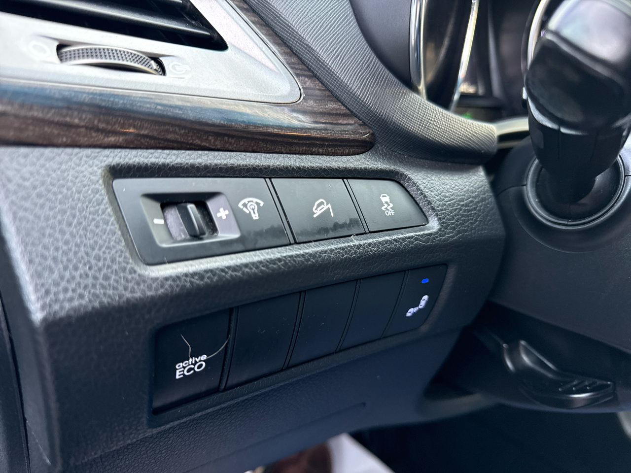 Hyundai Santa Fe Sport FWD 4dr 2.0T 2015