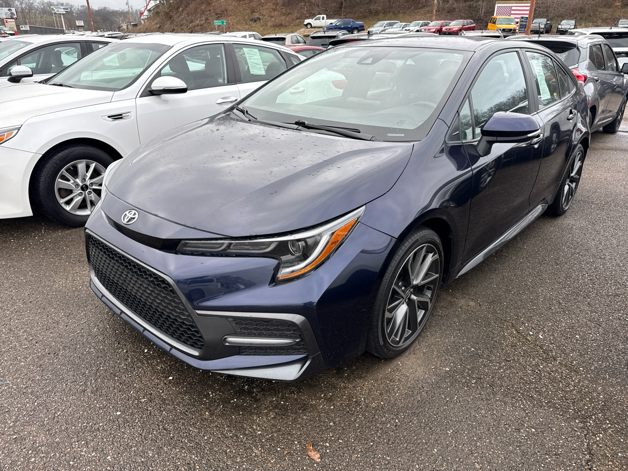 Toyota Corolla SE Nightshade CVT (Natl) 2022