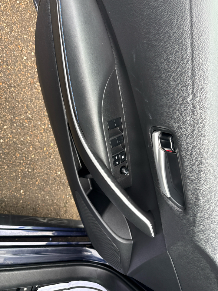 Toyota Corolla SE Nightshade CVT (Natl) 2022