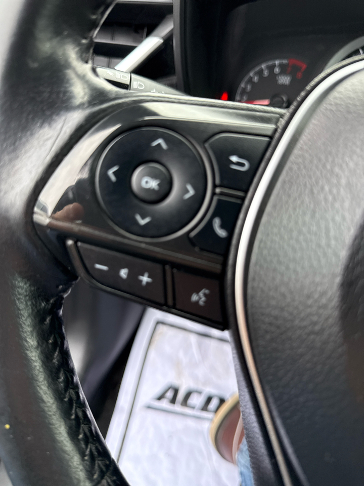 Toyota Corolla SE Nightshade CVT (Natl) 2022