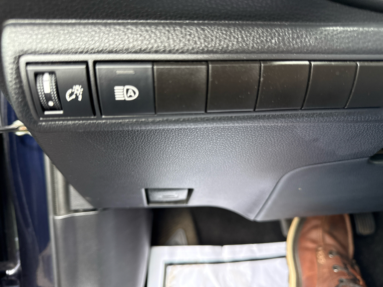 Toyota Corolla SE Nightshade CVT (Natl) 2022