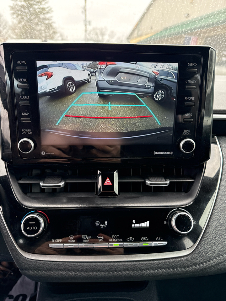 Toyota Corolla SE Nightshade CVT (Natl) 2022