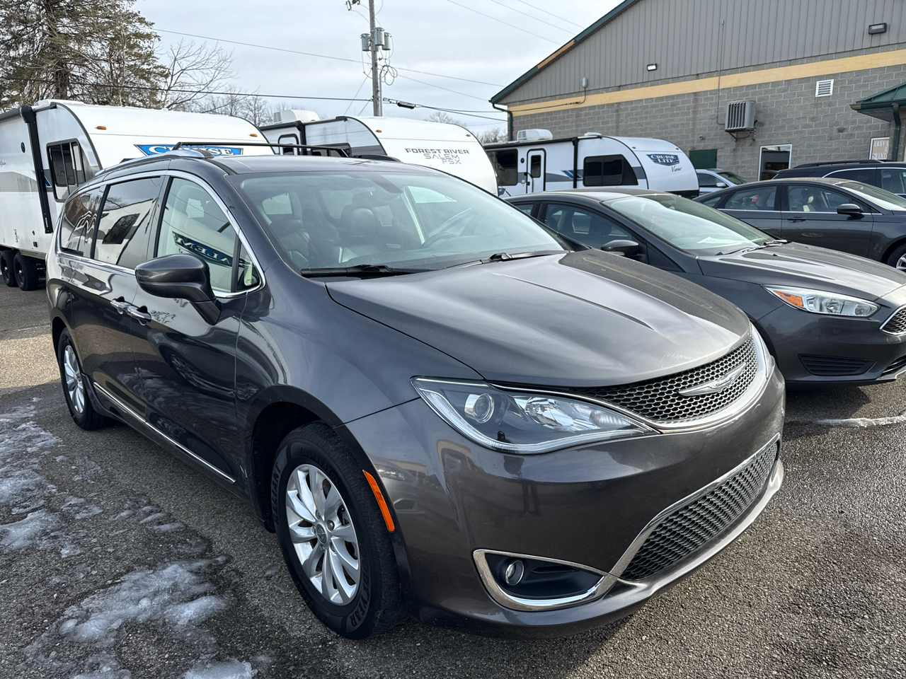 Chrysler Pacifica Touring L FWD 2018