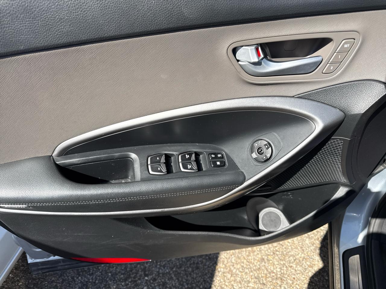 Hyundai Santa Fe Limited Ultimate 3.3L Auto AWD 2017